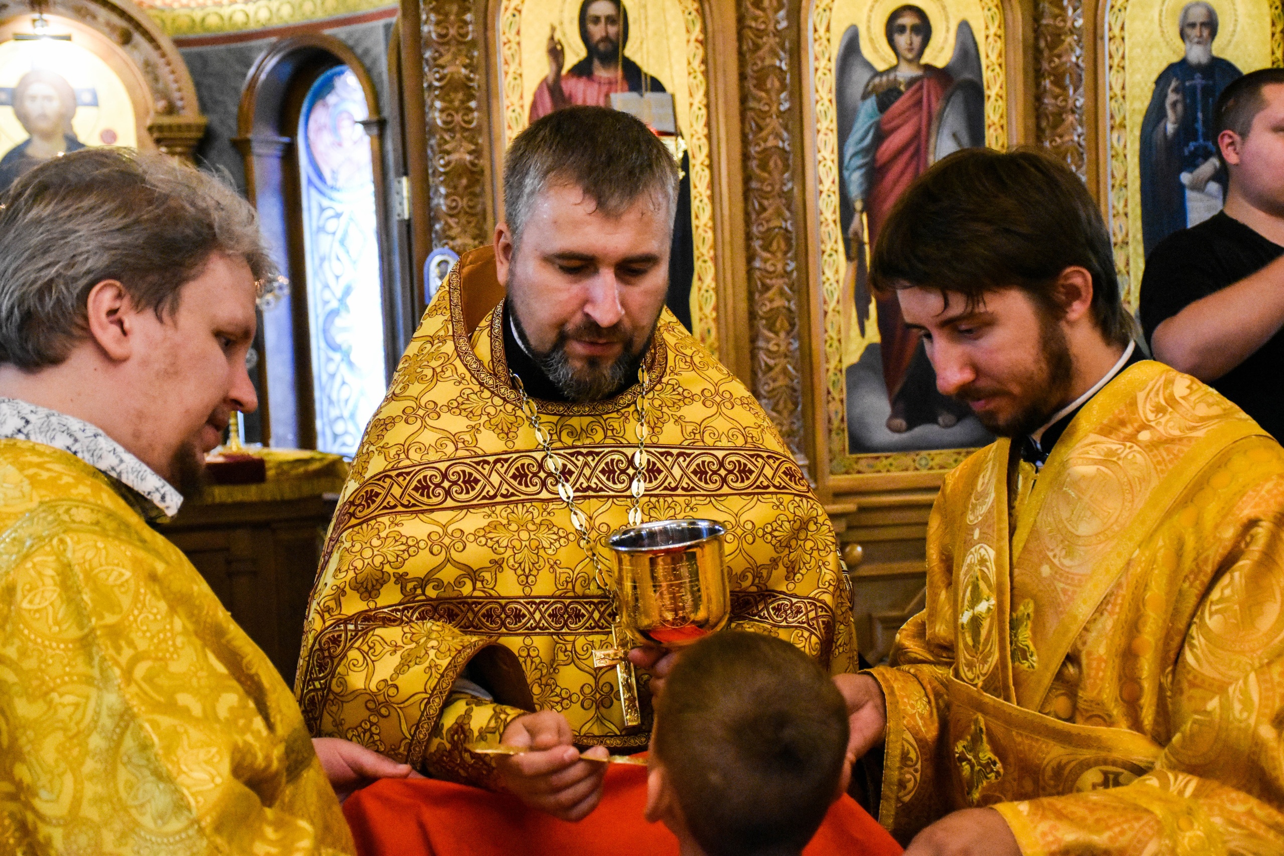 Священник Алексей Стенечкин